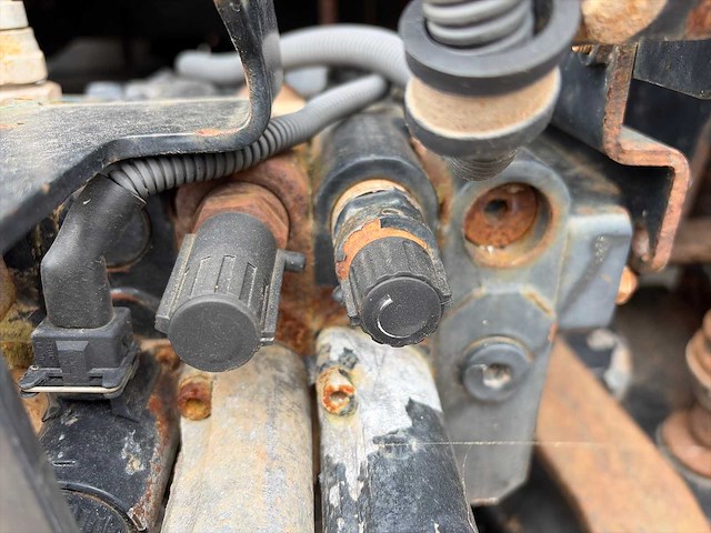 2003 new holland tm175 vierwielaangedreven landbouwtractor - afbeelding 7 van  21