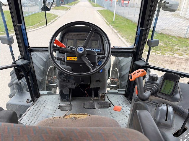 2003 new holland tm175 vierwielaangedreven landbouwtractor - afbeelding 10 van  21