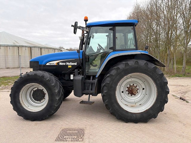 2003 new holland tm175 vierwielaangedreven landbouwtractor - afbeelding 20 van  21