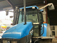 2003 new holland ts110 vierwielaangedreven landbouwtractor - afbeelding 4 van  15