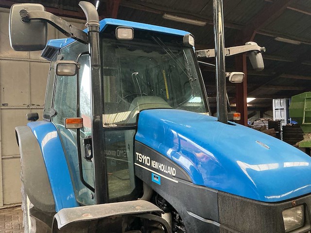 2003 new holland ts110 vierwielaangedreven landbouwtractor - afbeelding 5 van  15