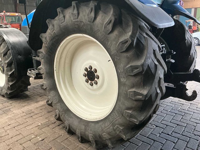 2003 new holland ts110 vierwielaangedreven landbouwtractor - afbeelding 9 van  15