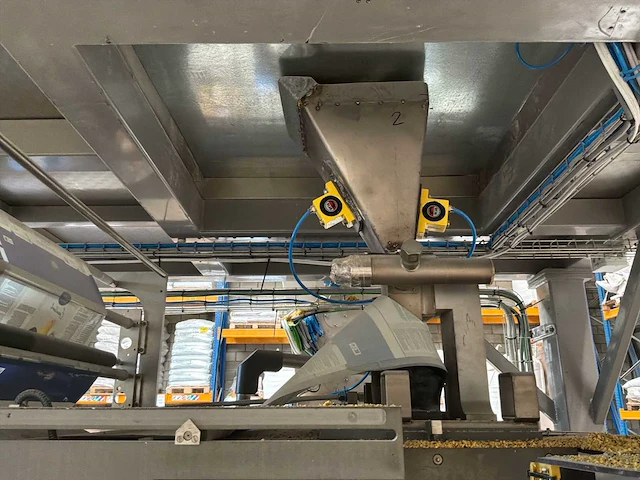 2003 newton 400 uva packaging/verticale verpakkingsmachine - afbeelding 62 van  93