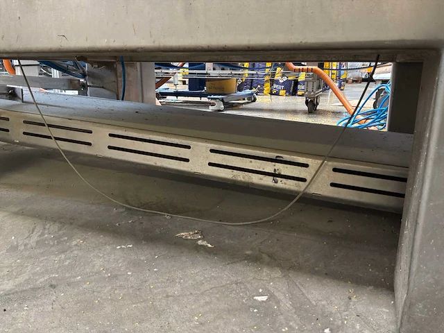 2003 newton 400 uva packaging/verticale verpakkingsmachine - afbeelding 74 van  93