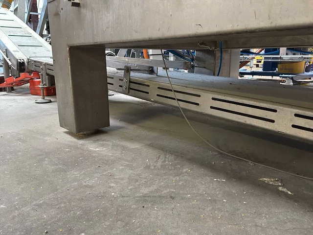 2003 newton 400 uva packaging/verticale verpakkingsmachine - afbeelding 76 van  93
