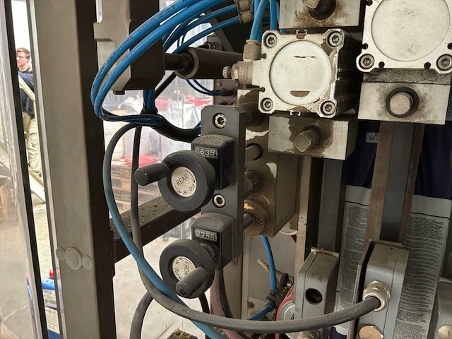 2003 newton 400 uva packaging/verticale verpakkingsmachine - afbeelding 81 van  93