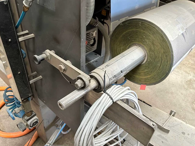 2003 newton 400 uva packaging/verticale verpakkingsmachine - afbeelding 32 van  93