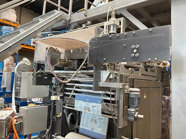 2003 newton 400 uva packaging/verticale verpakkingsmachine - afbeelding 2 van  93