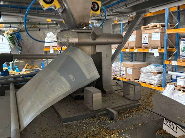 2003 newton 400 uva packaging/verticale verpakkingsmachine - afbeelding 18 van  93