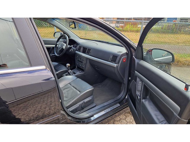 2003 opel -vectra gts 3.2 v6 elegance personenauto - afbeelding 10 van  29
