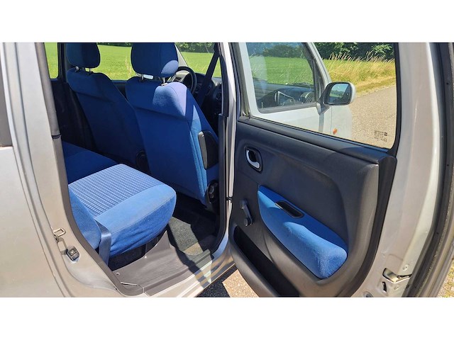 2003 opel agila 1.2-16v color ed. personenauto - afbeelding 10 van  25