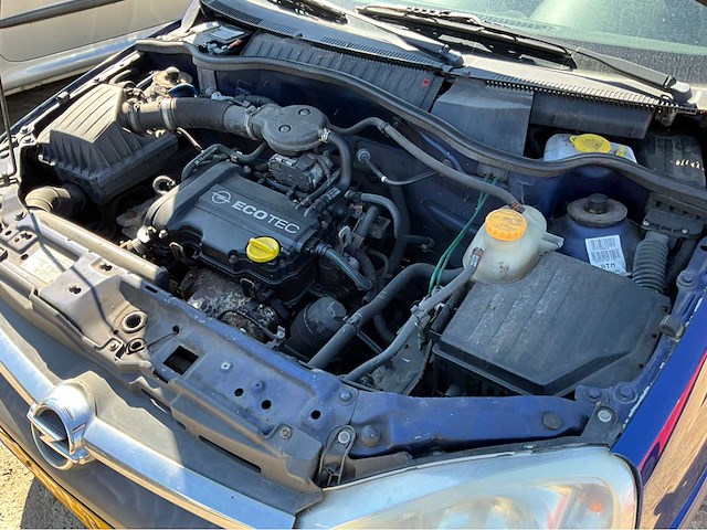 2003 opel corsa 1.0-12v personenauto - afbeelding 4 van  23
