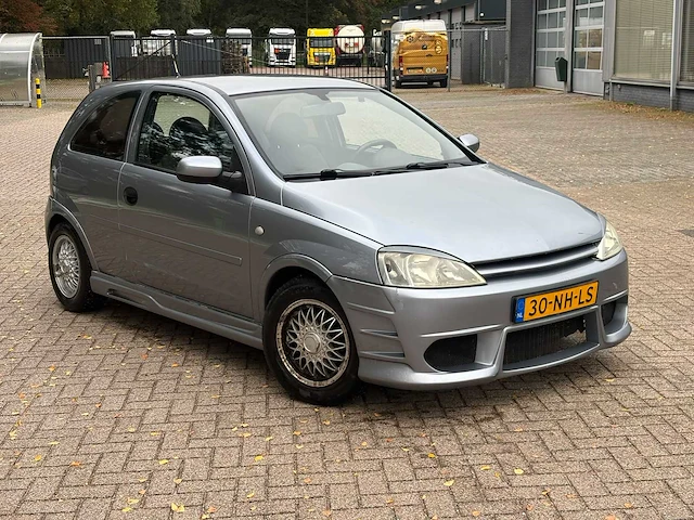 2003 opel corsa 1.2-16v njoy personenauto - afbeelding 4 van  11