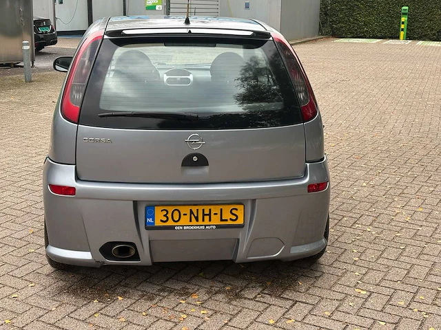 2003 opel corsa 1.2-16v njoy personenauto - afbeelding 8 van  11