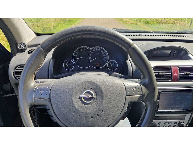 2003 opel corsa 1.2-16v njoy personenauto - afbeelding 6 van  10