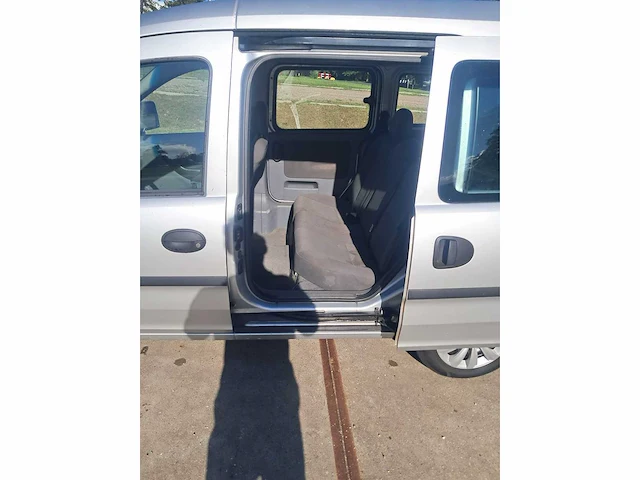 2003 opel tour 1.6 comfort personenauto - afbeelding 7 van  8