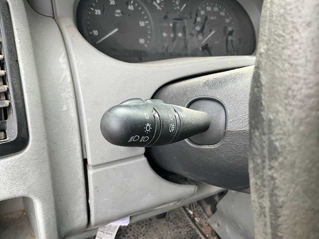 2003 opel vivaro 1.9 di l2h1 bedrijfswagen - afbeelding 1 van  6