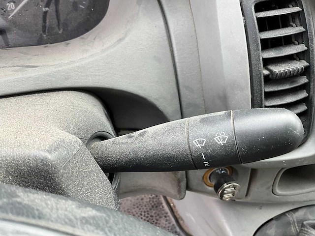 2003 opel vivaro 1.9 di l2h1 bedrijfswagen - afbeelding 2 van  6
