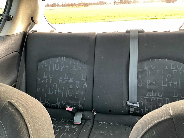 2003 peugeot 206 1.6 xs personenauto - afbeelding 9 van  20