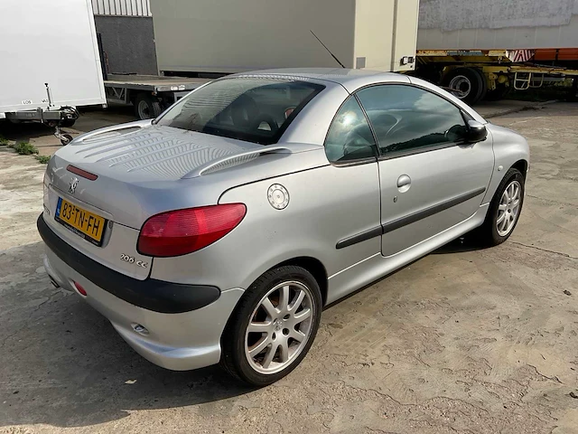 2003 peugeot 206 cc personenauto - afbeelding 20 van  26