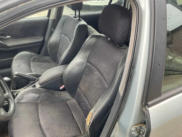 2003 renault laguna grand tour 1.8-16v expression personenauto - afbeelding 6 van  25