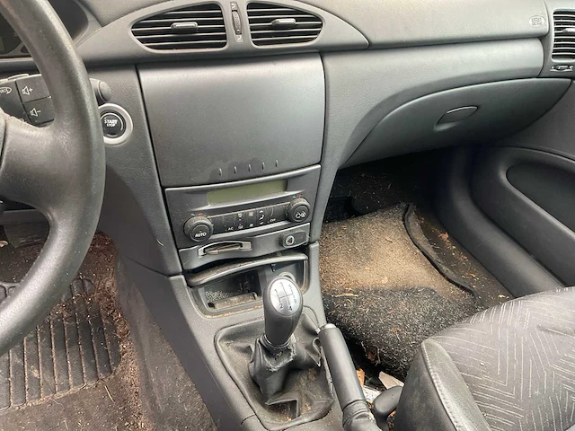 2003 renault laguna grand tour 1.8-16v expression personenauto - afbeelding 22 van  25