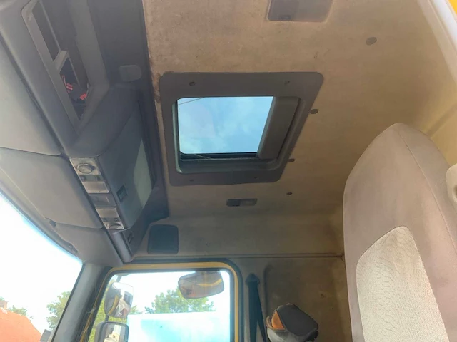 2003 renault midlum 220dci riool ontstopping vrachtwagen - afbeelding 15 van  28