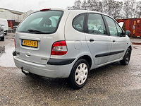 2003 renault scénic 1.6 personenauto - afbeelding 1 van  3