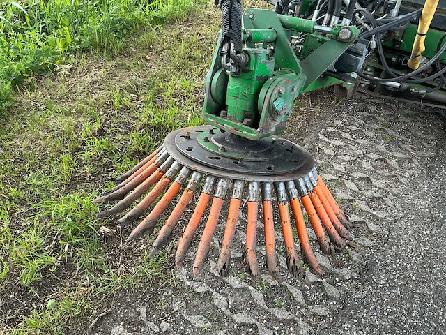 2003 roberine 1504 zelfrijdende werktuigdrager met onkruidborstel / veegborstel - afbeelding 28 van  28
