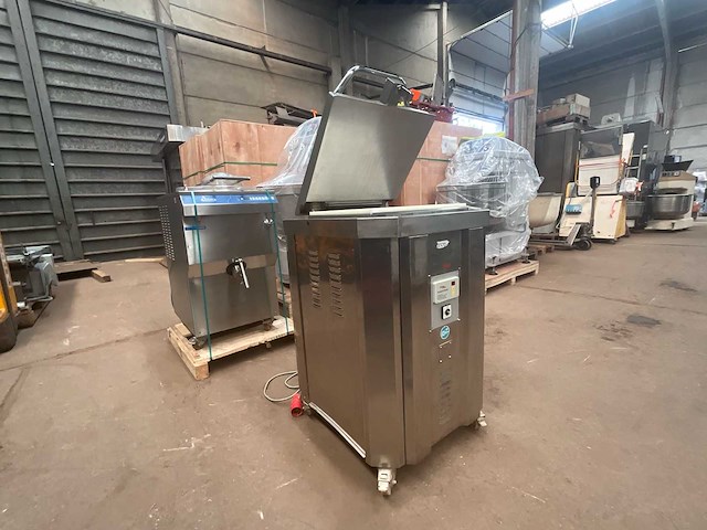 2003 rondo doge / seewer ag deegpers / persmachine voor bakkerijbakkerij bakkerijmachines, anderen - afbeelding 4 van  6