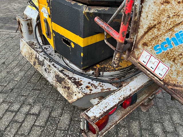 2003 schliesing 400 zx houthakselaar - afbeelding 11 van  12