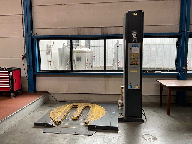 2003 siat hsd312-8 palletfoliewikkelaar - afbeelding 1 van  5