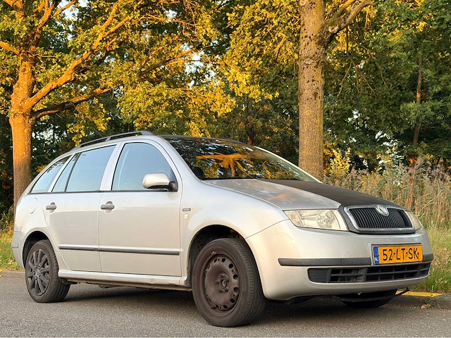 2003 skoda fabia combi 1.4-16v creation personenauto - afbeelding 8 van  13