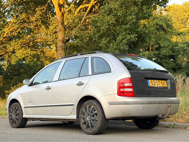 2003 skoda fabia combi 1.4-16v creation personenauto - afbeelding 7 van  10