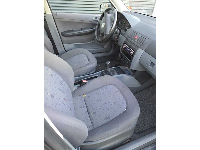 2003 skoda fabia combi 1.4 ambiente personenauto - afbeelding 9 van  11