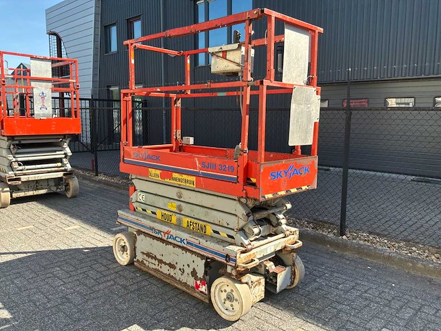 2003 skyjack sjiii - 3219 hoogwerker - afbeelding 1 van  21