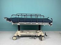 2003 stryker 1069 oogchirurgie draagbaar - afbeelding 2 van  5