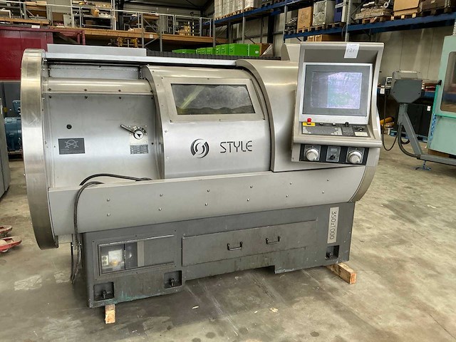 2003 style 350x1000 cnc-draaibank - afbeelding 1 van  17