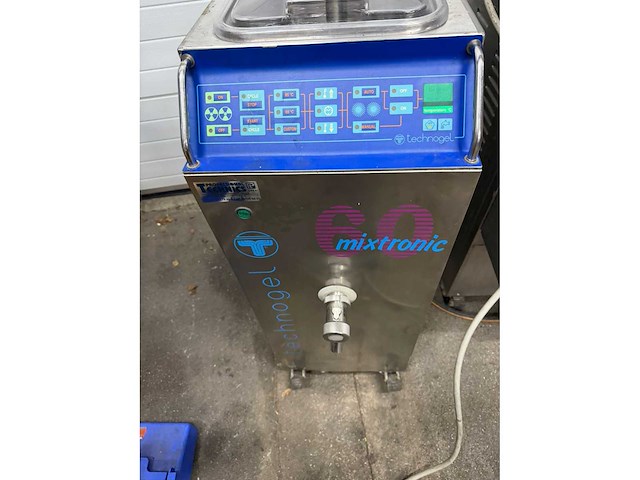 2003 technogel mixtronic 60 ijsmachine - afbeelding 2 van  6