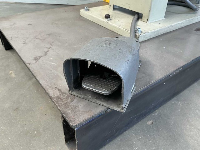 2003 tecna 800557 puntlasmachine - afbeelding 13 van  13