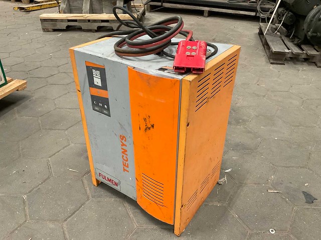 2003 tecnys acculader - afbeelding 2 van  5