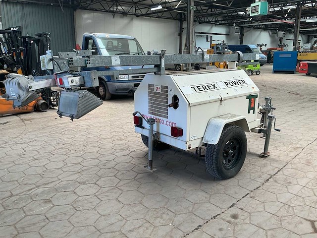 2003 terex power floodlight - afbeelding 4 van  10