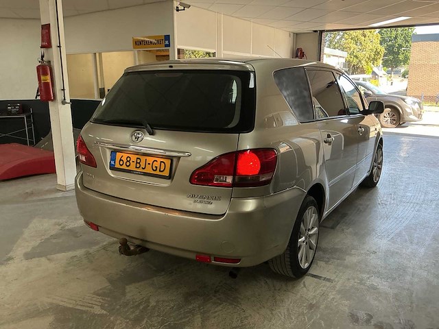 2003 toyota avensis verso 2.0 d4-d l. terra personenauto - afbeelding 13 van  18