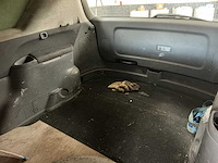 2003 toyota avensis verso 2.0 d4-d l. terra personenauto - afbeelding 15 van  18