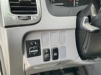 2003 toyota avensis verso 2.0i 7-persoons personenauto 68-lj-dz - afbeelding 15 van  35
