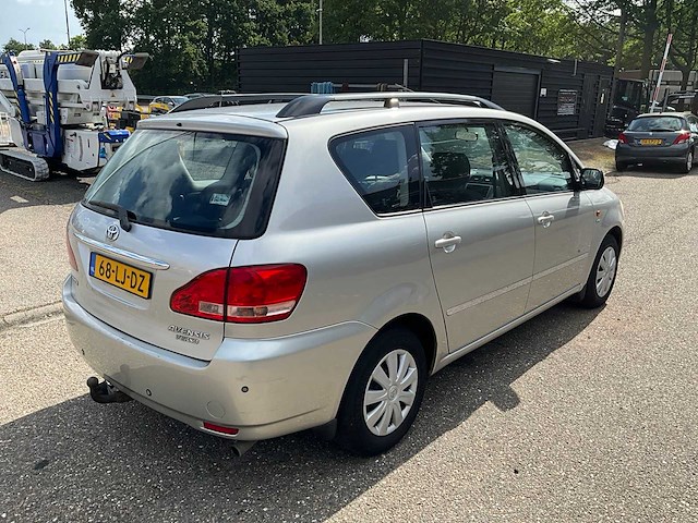 2003 toyota avensis verso 2.0i 7-persoons personenauto 68-lj-dz - afbeelding 31 van  35