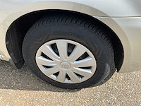 2003 toyota avensis verso 2.0i 7-persoons personenauto 68-lj-dz - afbeelding 3 van  34