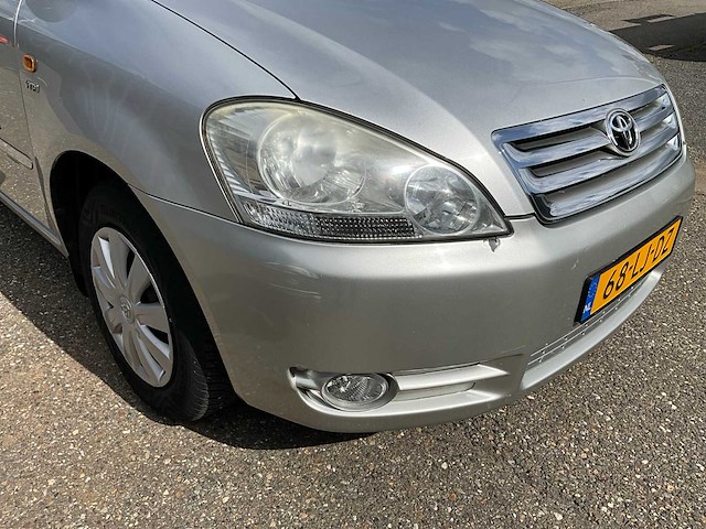 2003 toyota avensis verso 2.0i 7-persoons personenauto 68-lj-dz - afbeelding 4 van  34
