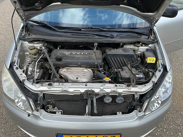 2003 toyota avensis verso 2.0i 7-persoons personenauto 68-lj-dz - afbeelding 25 van  34