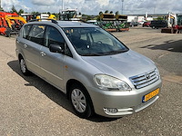 2003 toyota avensis verso 2.0i 7-persoons personenauto 68-lj-dz - afbeelding 32 van  34